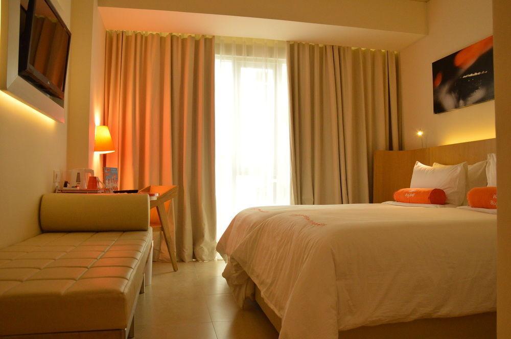 Harris Hotel Raya Кута Экстерьер фото