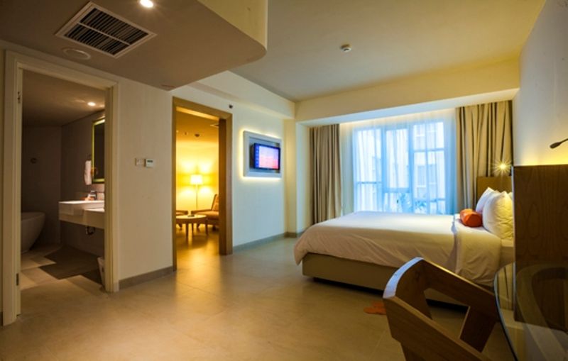 Harris Hotel Raya Кута Экстерьер фото