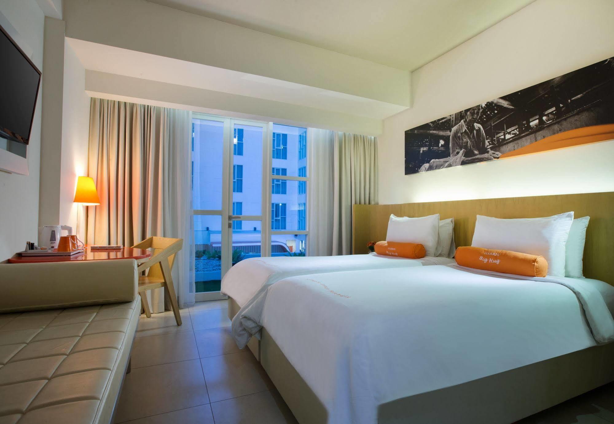 Harris Hotel Raya Кута Экстерьер фото