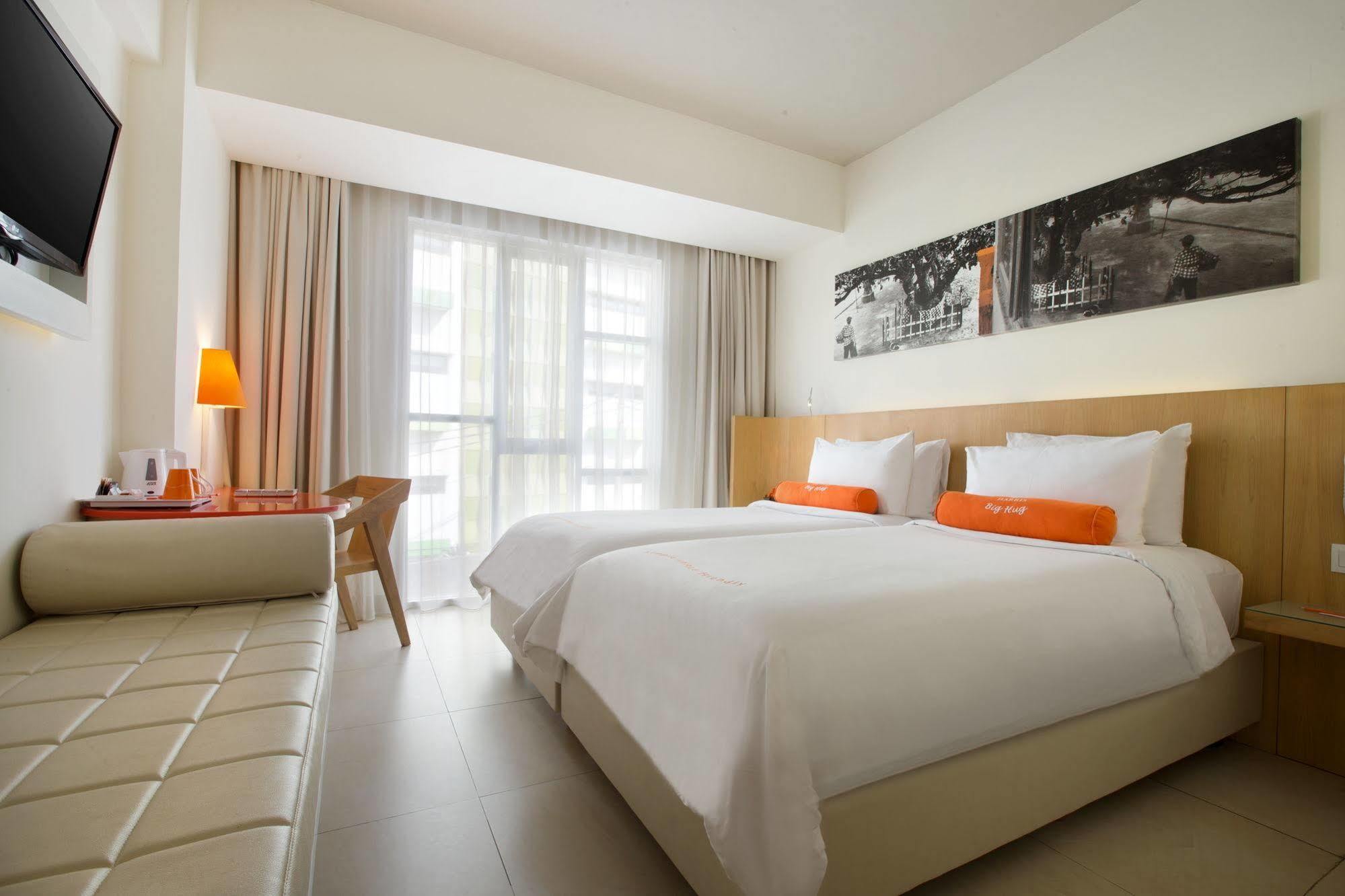 Harris Hotel Raya Кута Экстерьер фото