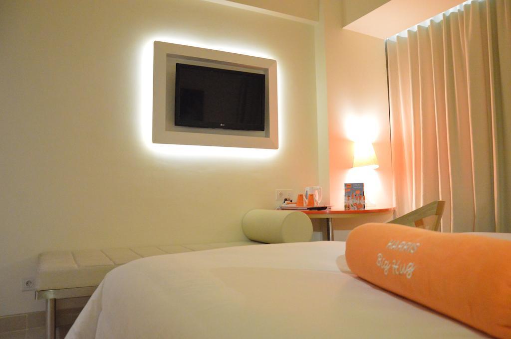 Harris Hotel Raya Кута Экстерьер фото